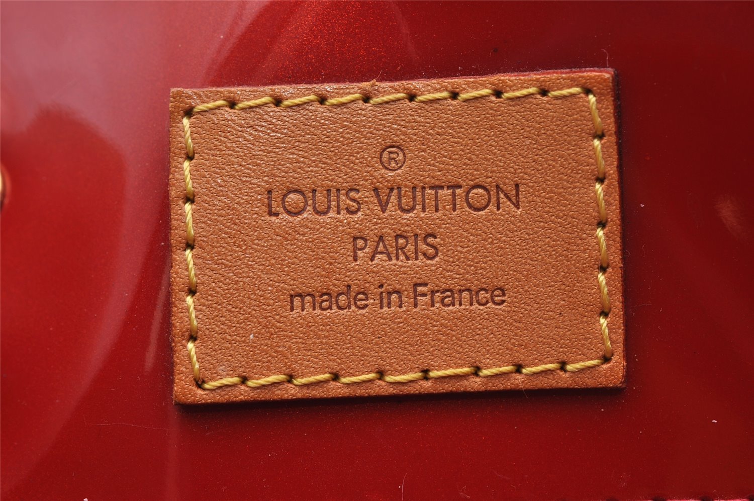 Authentic Louis Vuitton Vernis Reade PM Hand Bag Red M91088 LV 1869I