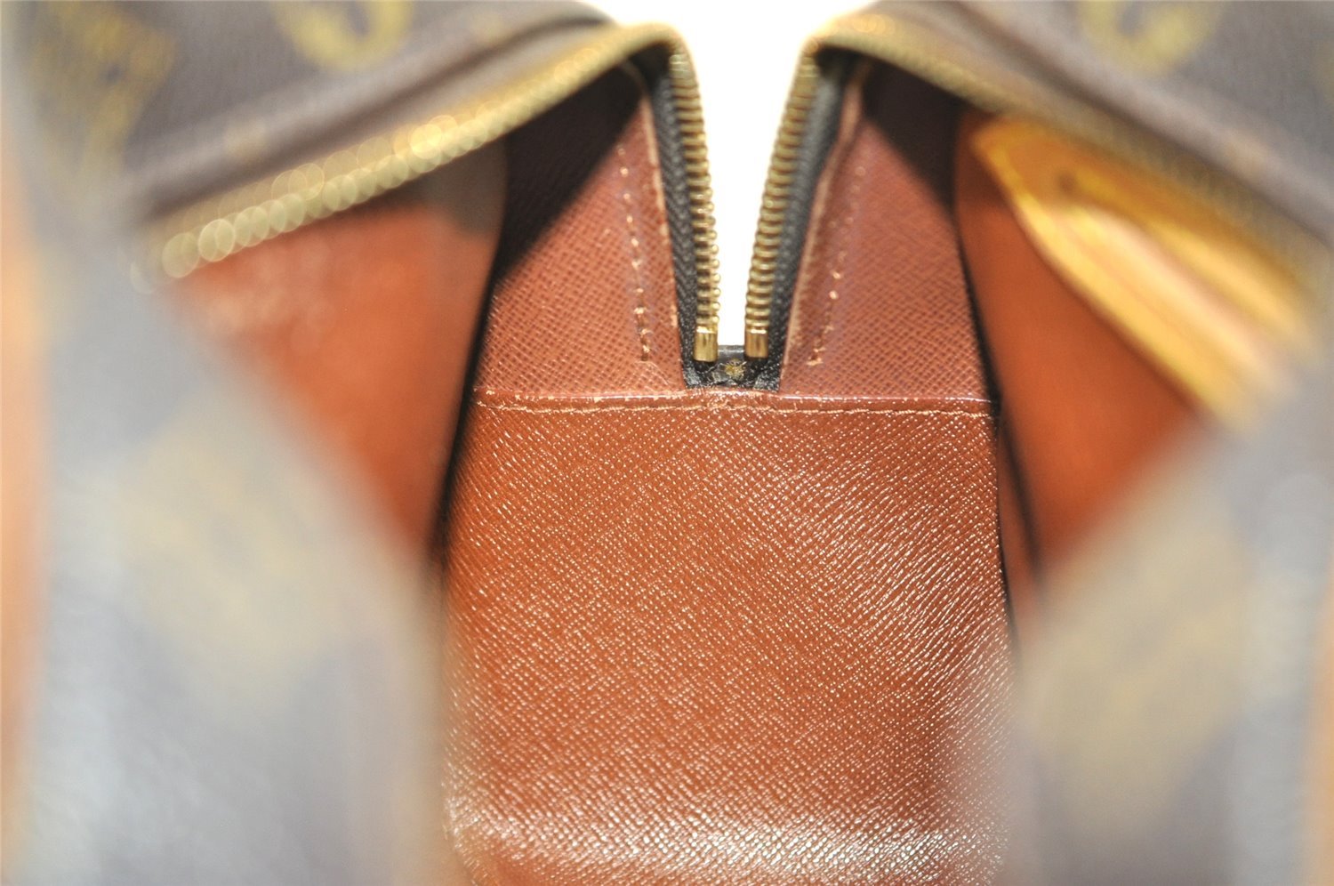 Authentic Louis Vuitton Monogram Blois Shoulder Cross Body Bag M51221 LV 1871I