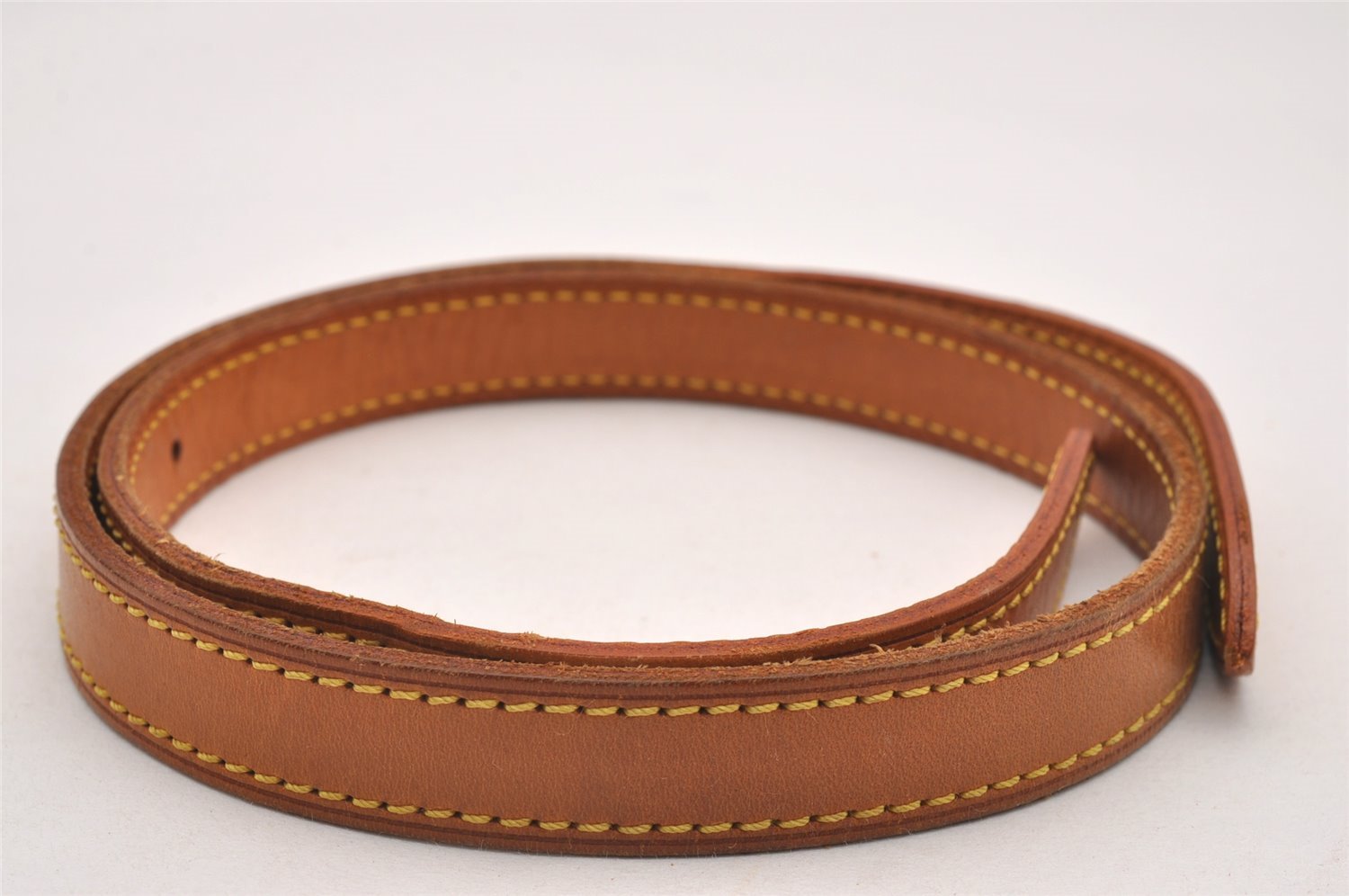 Authentic Louis Vuitton Leather Shoulder Strap For Bucket GM 31.9