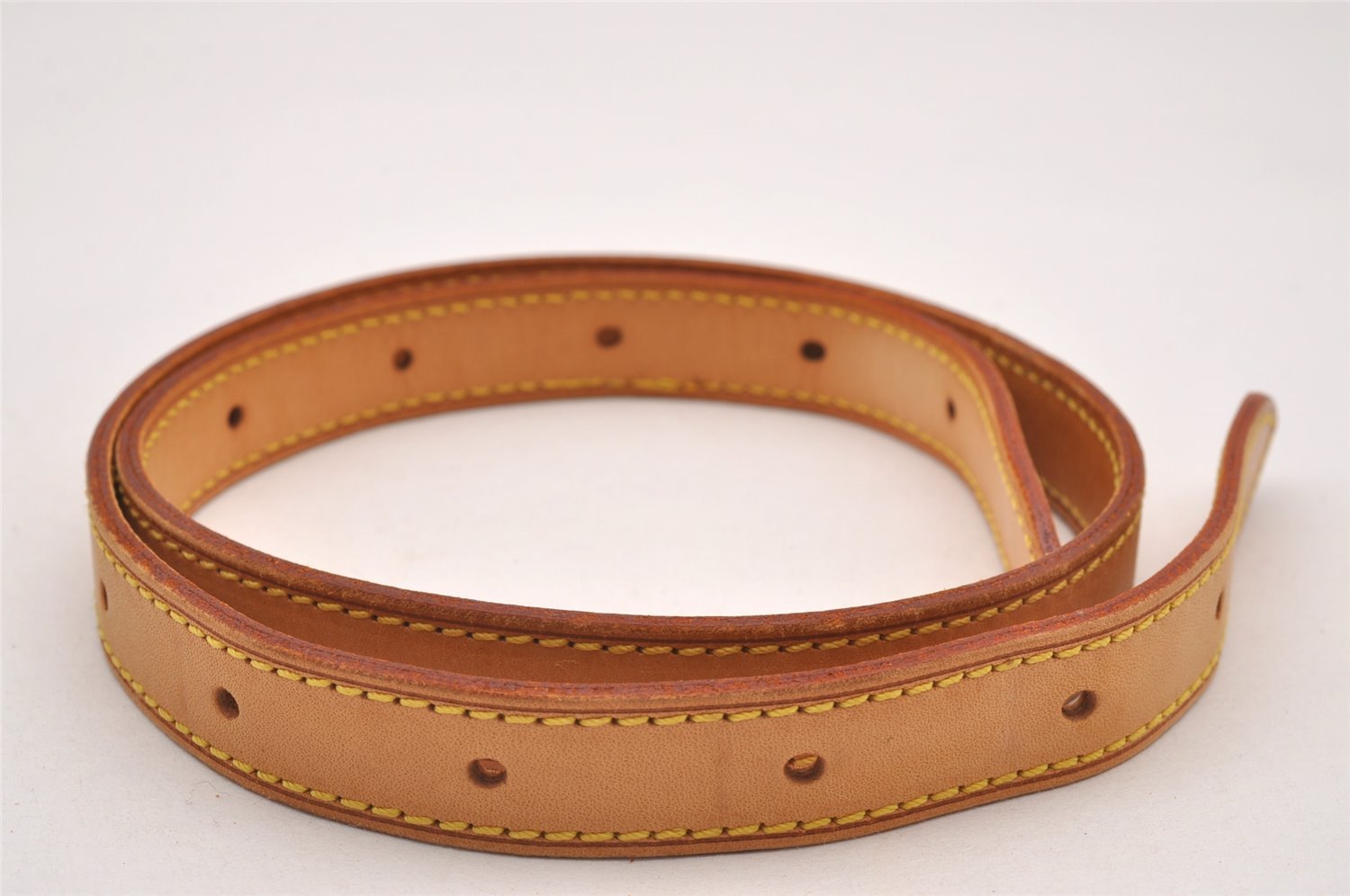 Authentic Louis Vuitton Leather Shoulder Strap For Bucket GM 31.9