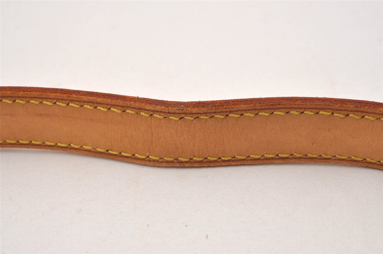 Authentic Louis Vuitton Leather Shoulder Strap For Bucket GM 31.9