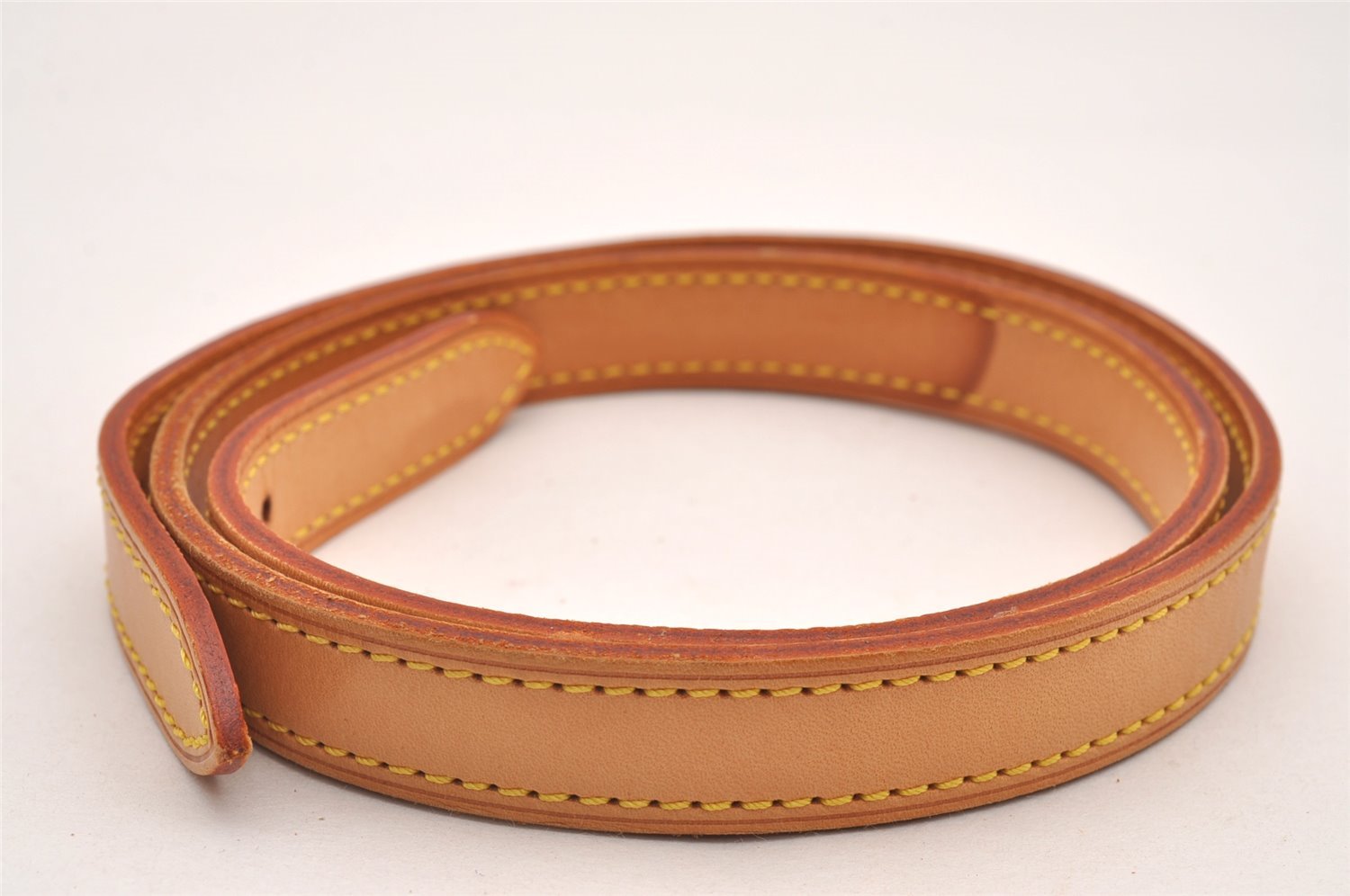 Authentic Louis Vuitton Leather Shoulder Strap For Bucket GM 31.9