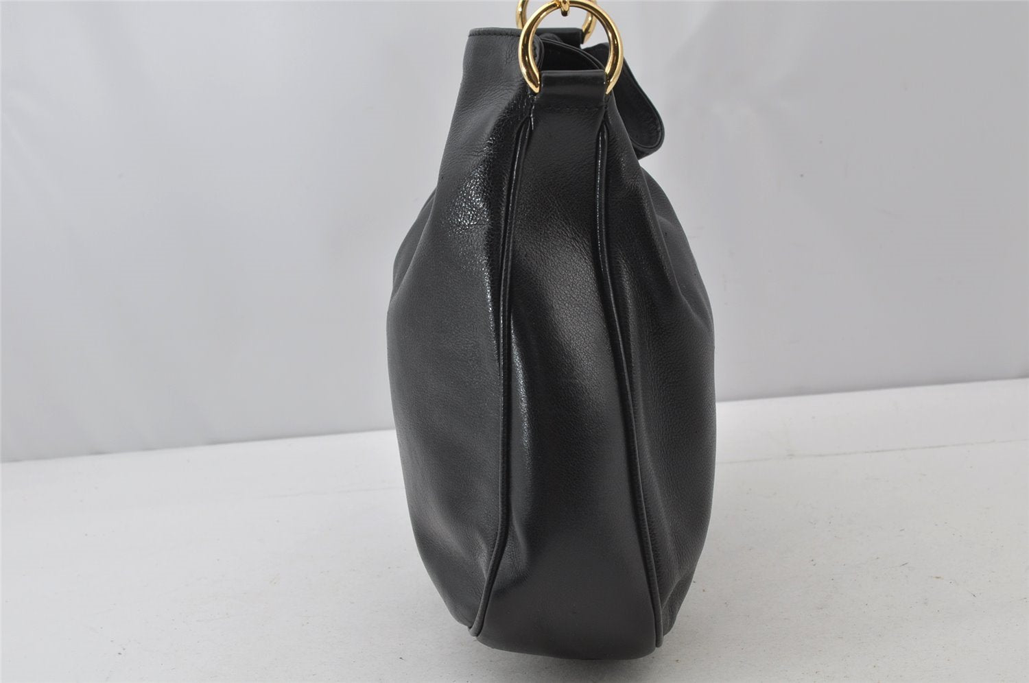 Authentic GUCCI Vintage Bamboo Shoulder Hand Bag Purse Leather Black Junk 1875J