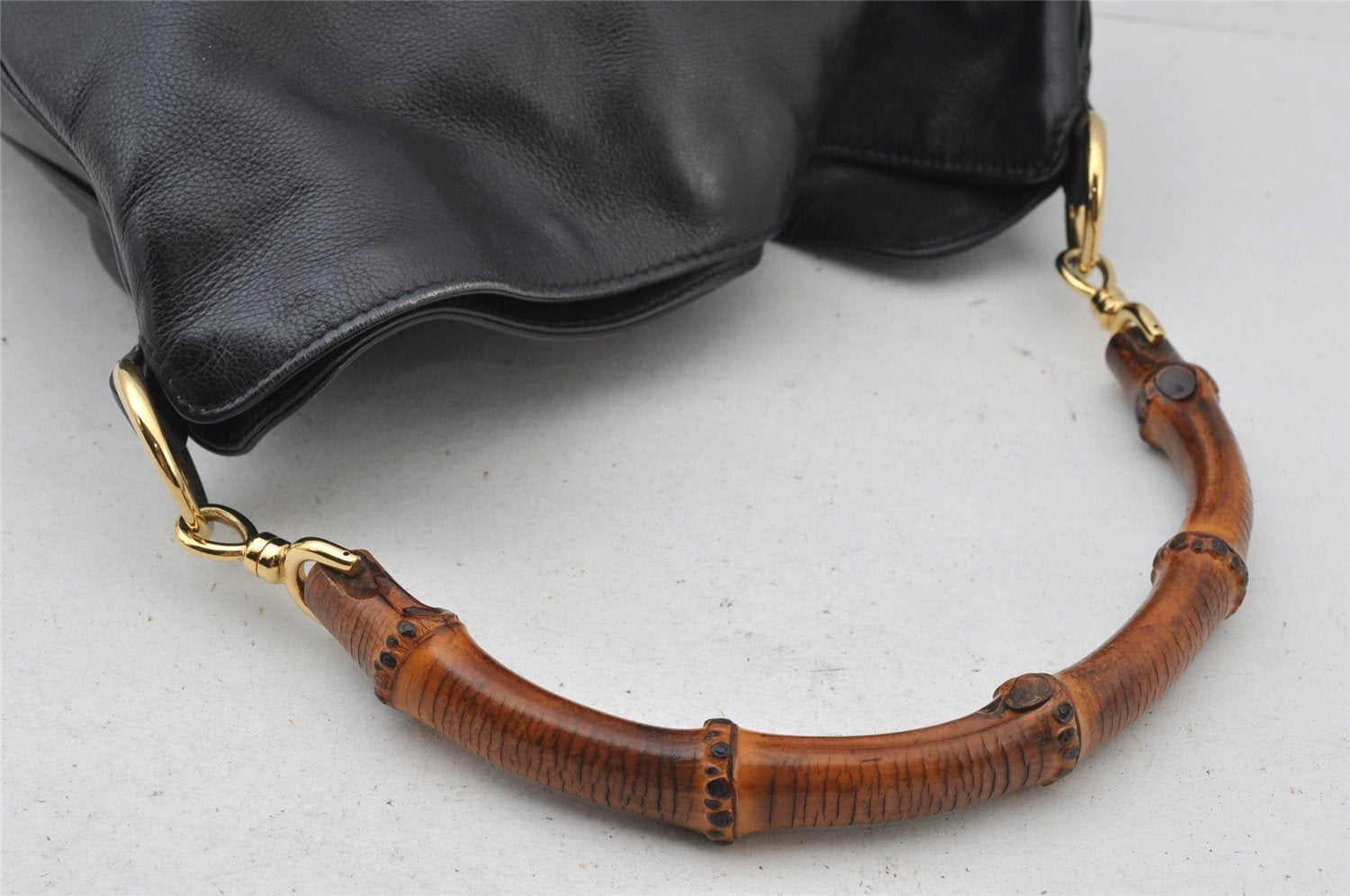 Authentic GUCCI Vintage Bamboo Shoulder Hand Bag Purse Leather Black Junk 1875J