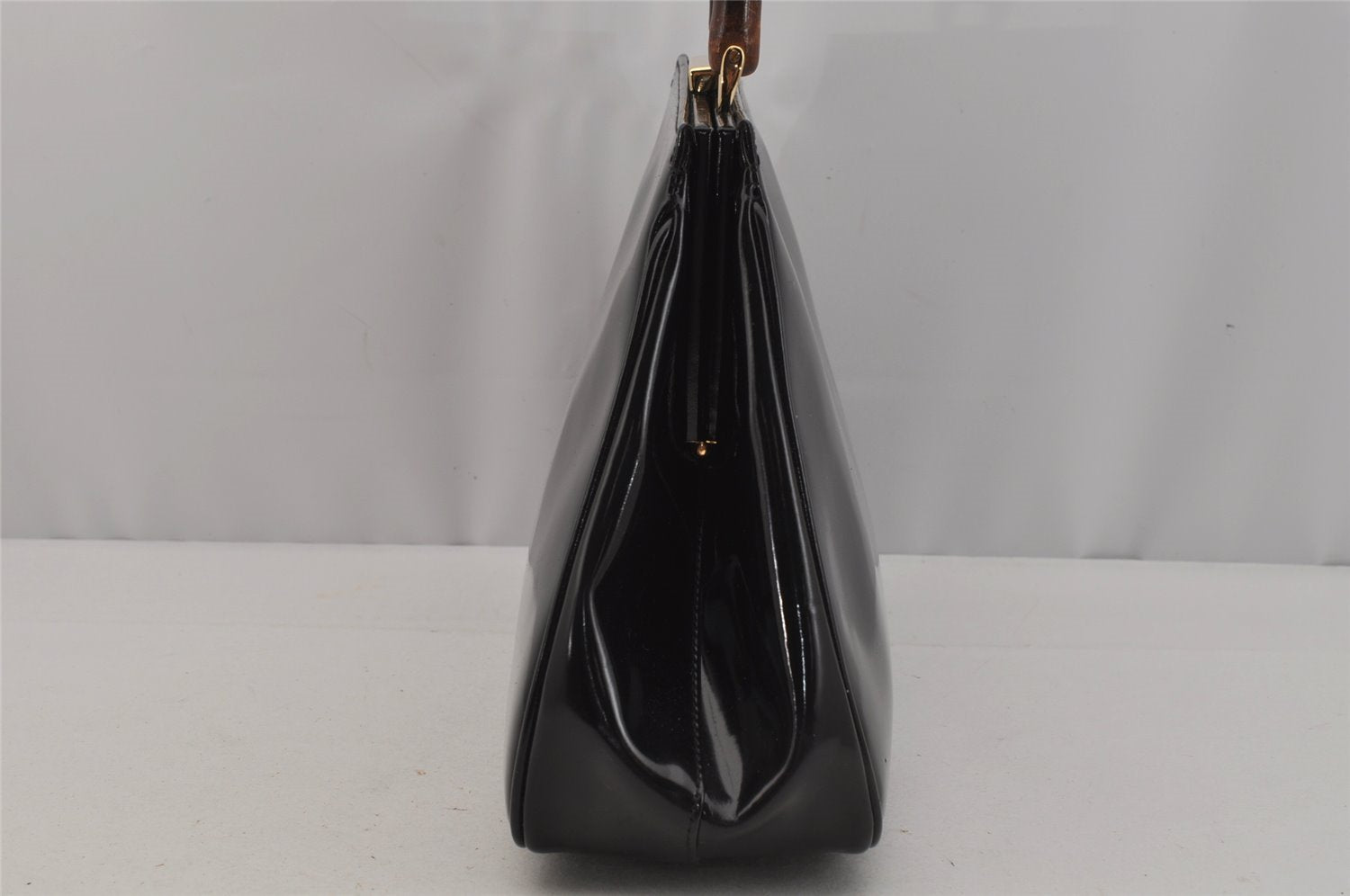 Authentic GUCCI Vintage Bamboo Shoulder Hand Bag Purse Leather Black 1876J