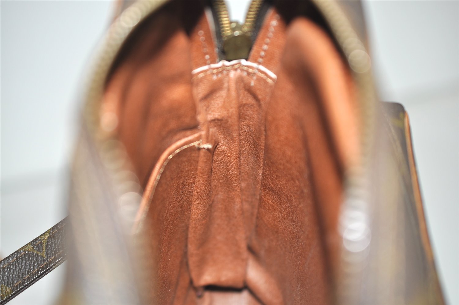 Authentic Louis Vuitton Monogram Amazone Shoulder Cross Body Bag M45236 LV 1881I