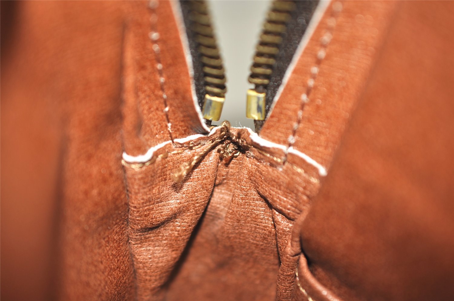 Authentic Louis Vuitton Monogram Amazone Shoulder Cross Body Bag M45236 LV 1881I