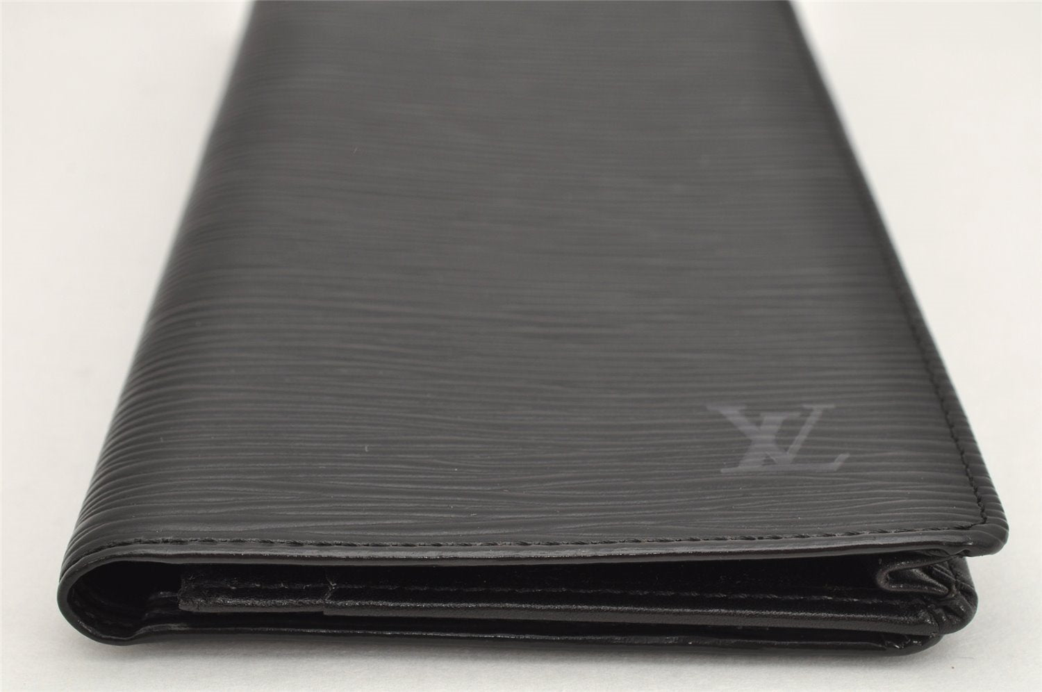 Authentic Louis Vuitton Epi Porte Cartes Credit Yen Wallet Black M63212 LV 1881K