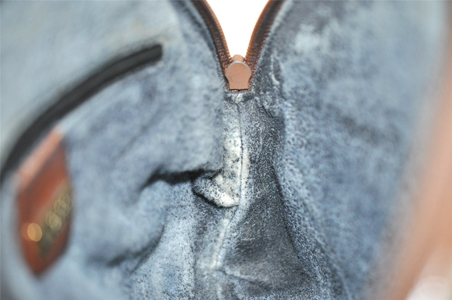 Authentic GUCCI Micro GG PVC Leather Shoulder Cross Body Bag Black Junk 1886I