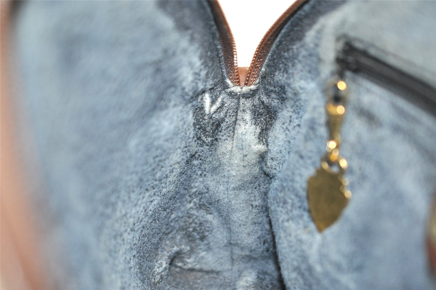 Authentic GUCCI Micro GG PVC Leather Shoulder Cross Body Bag Black Junk 1886I