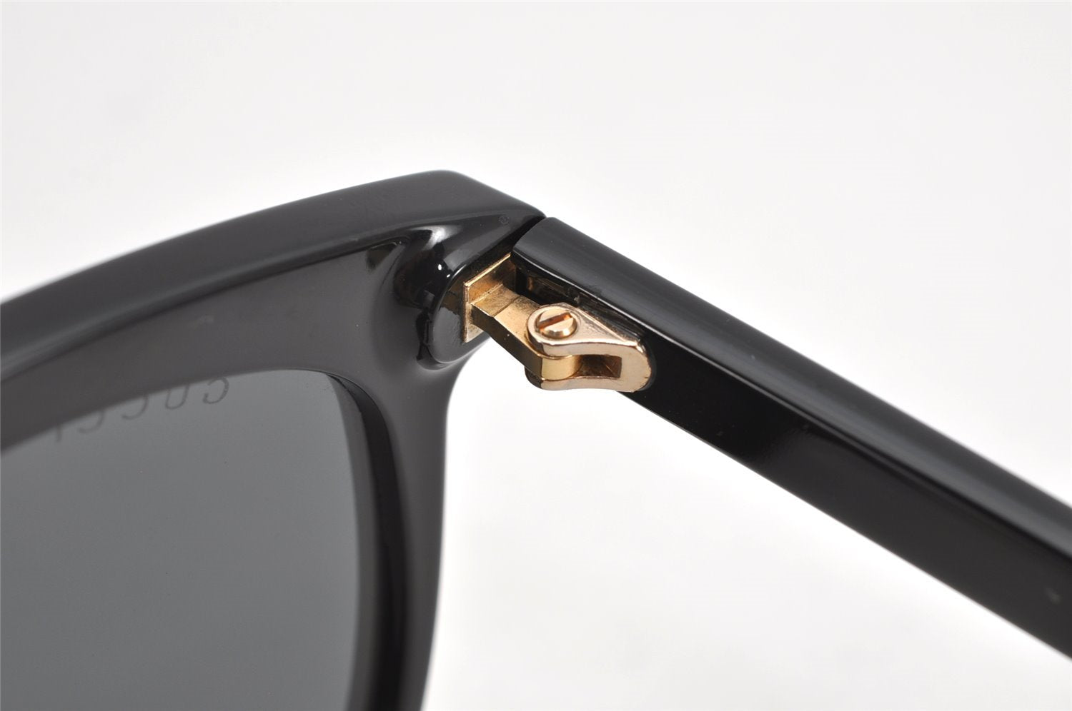 Authentic GUCCI Vintage Sunglasses GG 0403SA Plastic Black Gold 1893K