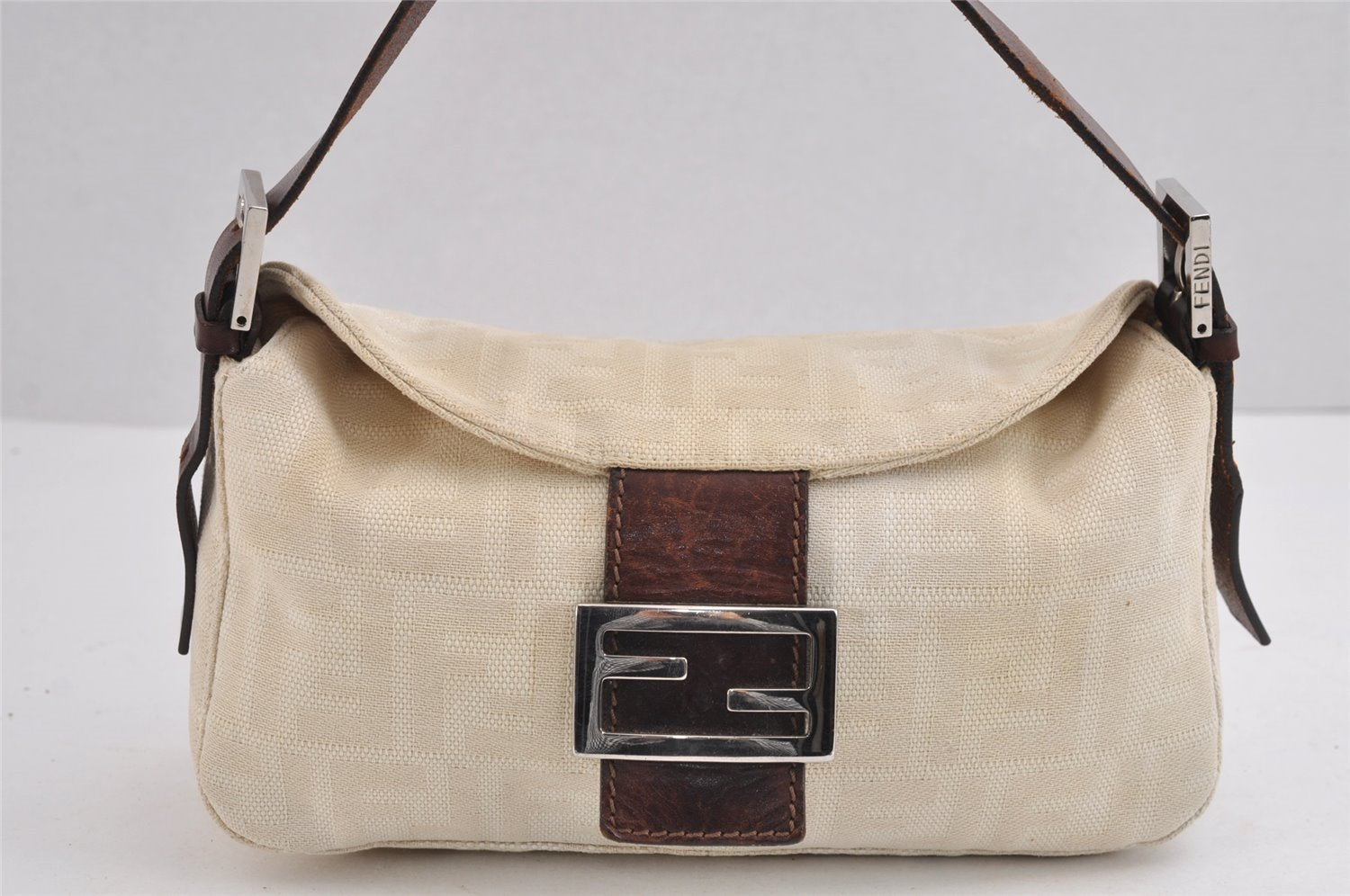 Authentic FENDI Zucca Vintage Shoulder Hand Bag Purse Canvas Leather White 1899J