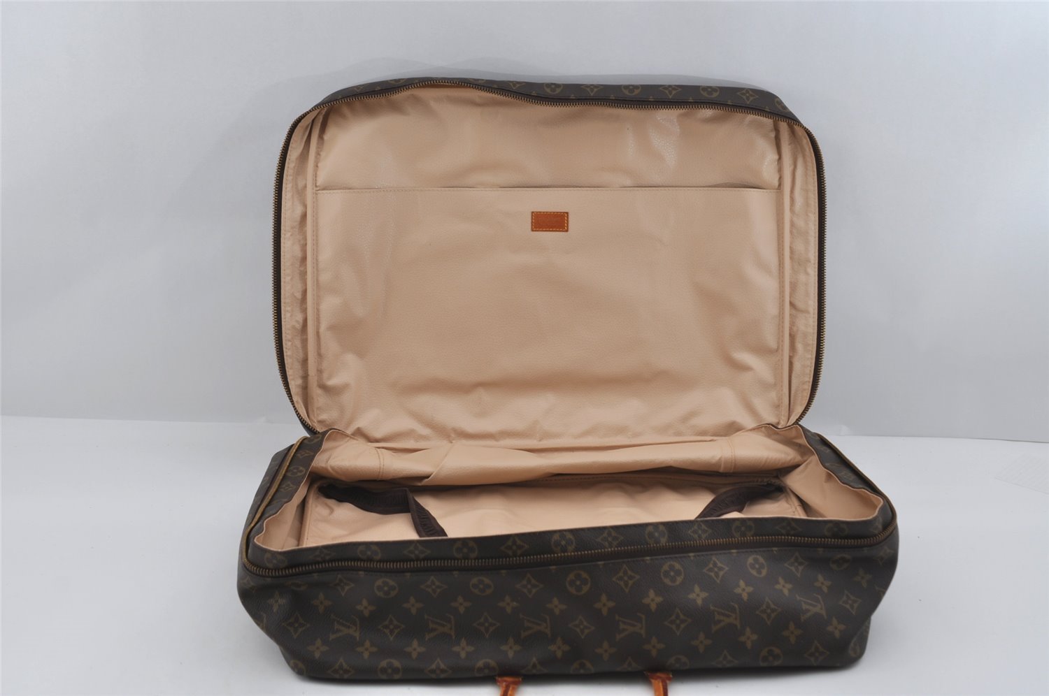 Authentic Louis Vuitton Monogram Sirius 50 Travel Boston Bag M41406 LV 1900I