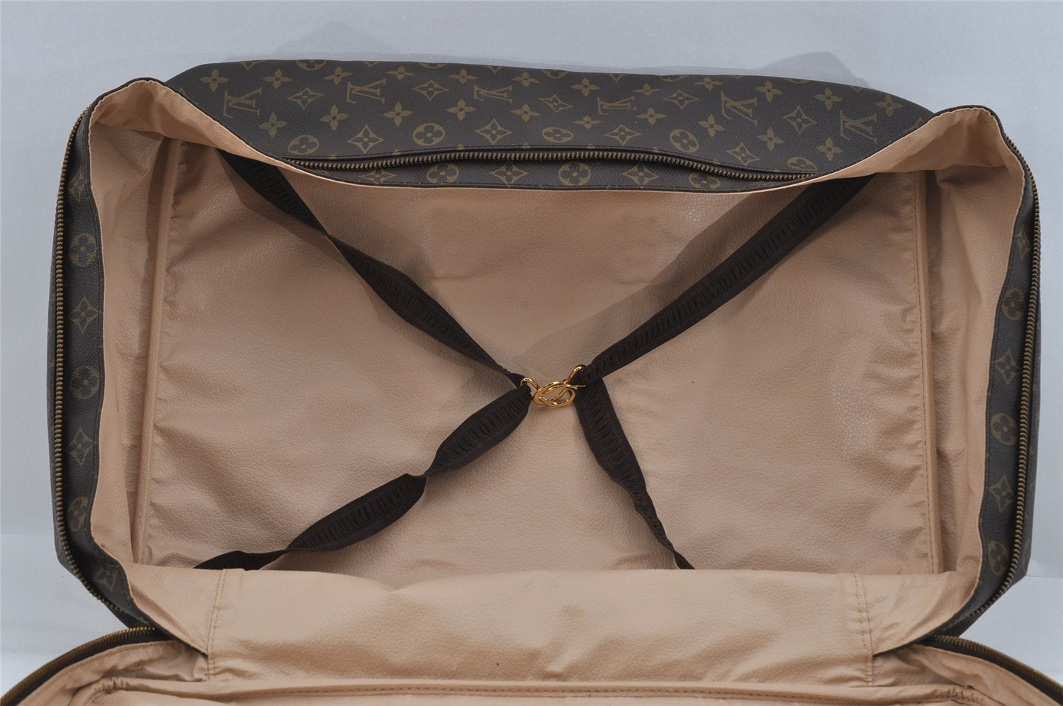 Authentic Louis Vuitton Monogram Sirius 50 Travel Boston Bag M41406 LV 1900I