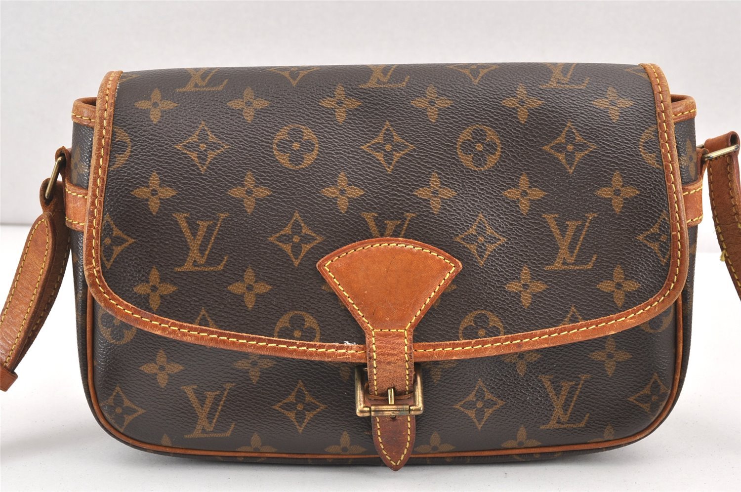 Authentic Louis Vuitton Monogram Sologne Shoulder Cross Body Bag M42250 LV 1900K