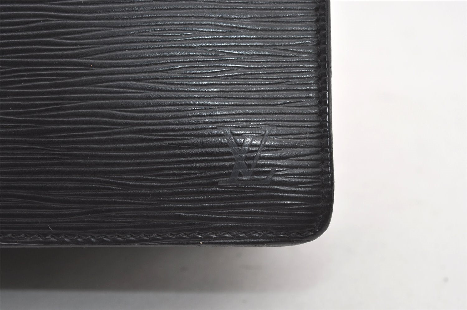 Authentic Louis Vuitton Epi Concorde Hand Bag Purse Black M52132 LV 1901J