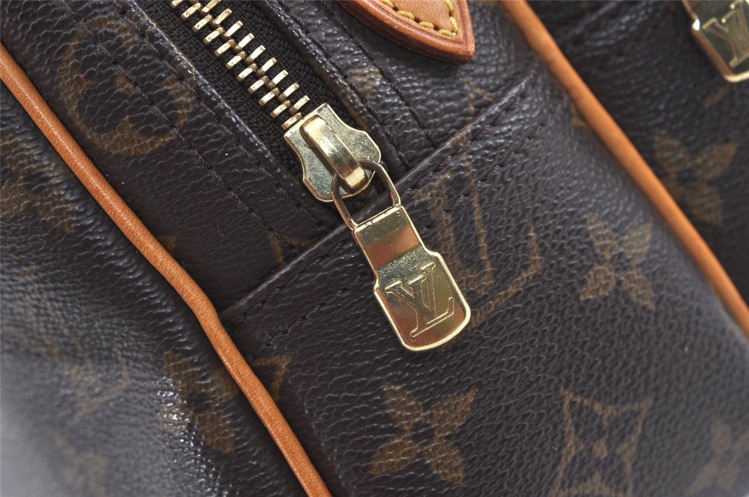 Authentic Louis Vuitton Monogram Reporter PM Shoulder Cross Bag M45254 LV 1903J