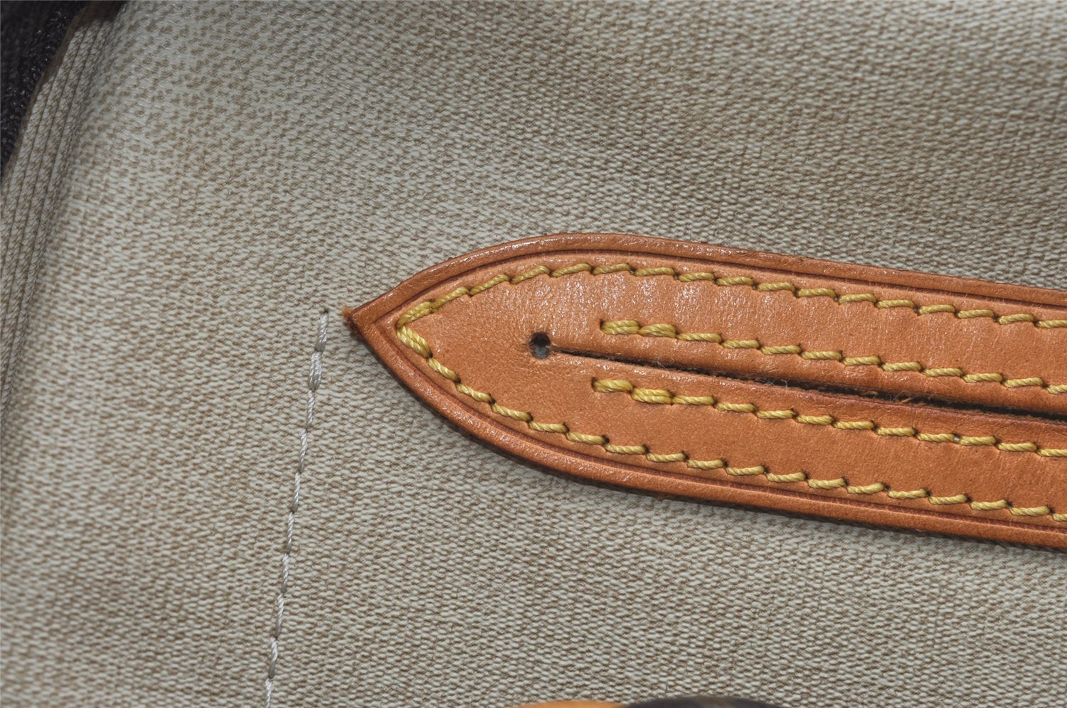 Authentic Louis Vuitton Monogram Reporter PM Shoulder Cross Bag M45254 LV 1903J