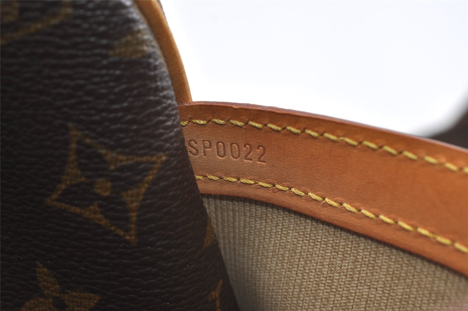 Authentic Louis Vuitton Monogram Reporter PM Shoulder Cross Bag M45254 LV 1903J