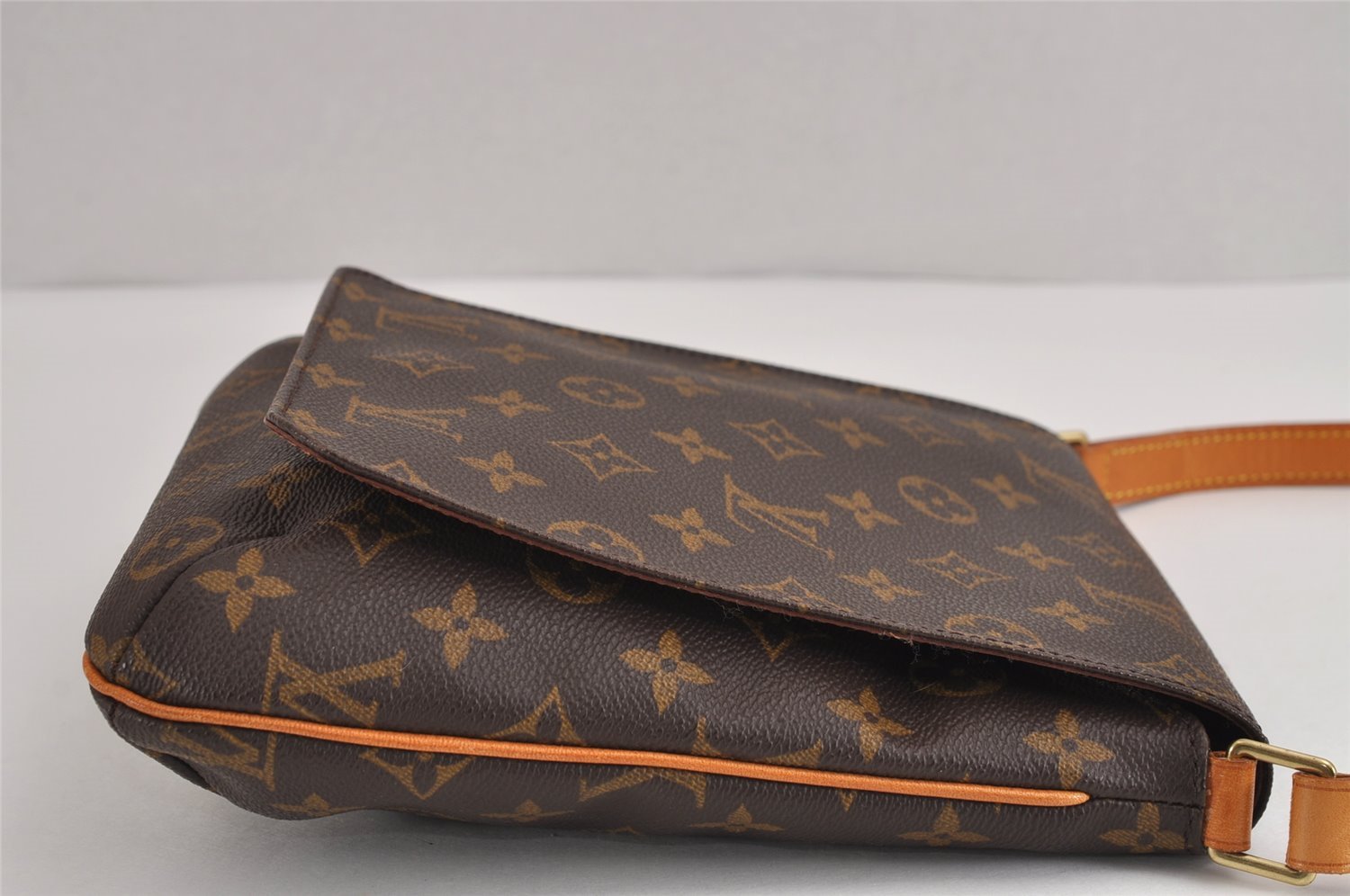 Authentic Louis Vuitton Monogram Musette Salsa Shoulder Bag Purse LV 1905J