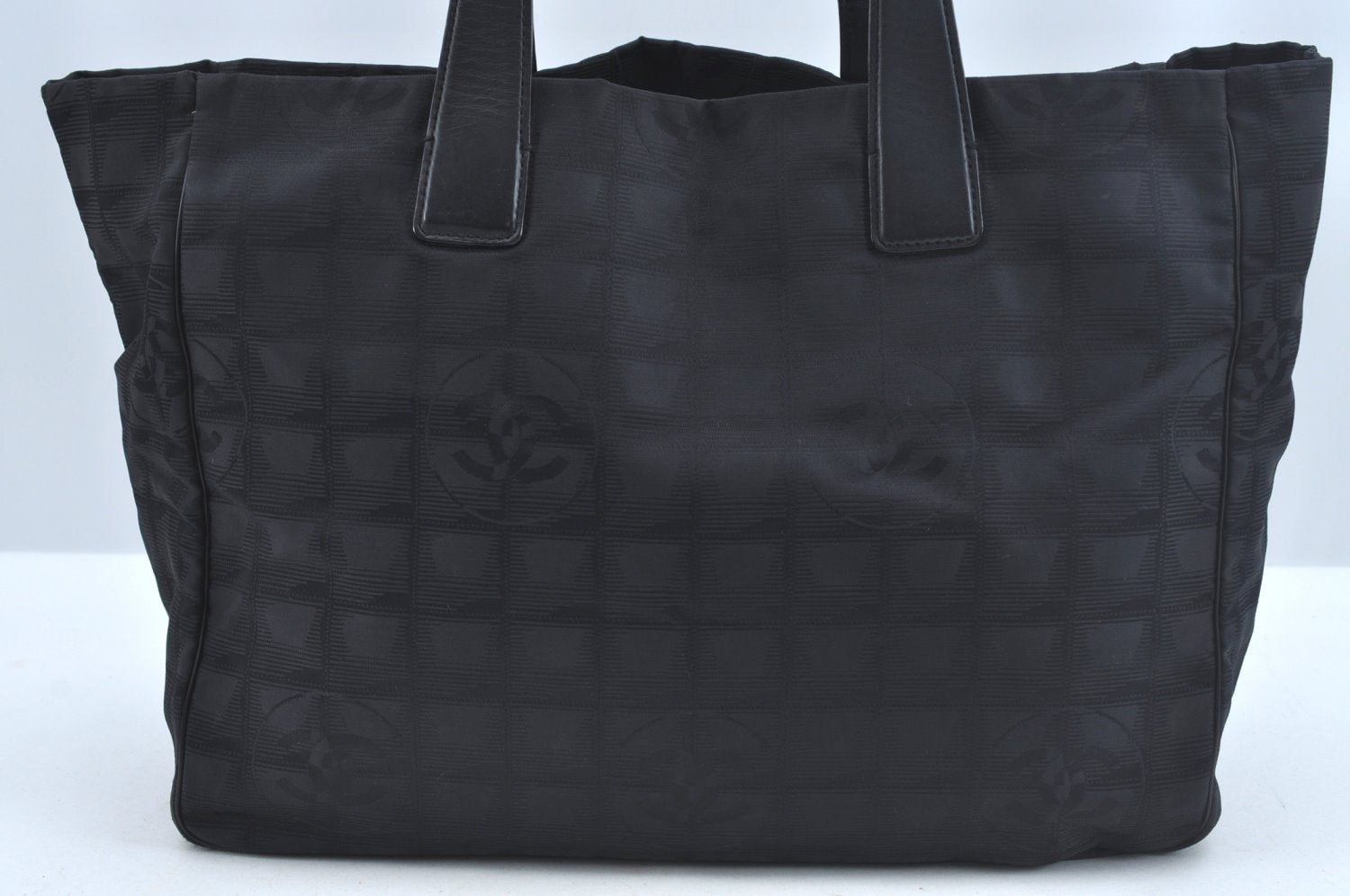 Authentic CHANEL New Travel Line Vintage Tote Bag Nylon Leather Black Junk 1911J