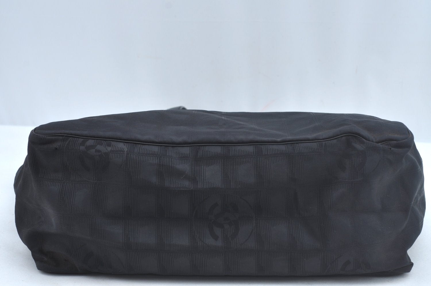 Authentic CHANEL New Travel Line Vintage Tote Bag Nylon Leather Black Junk 1911J