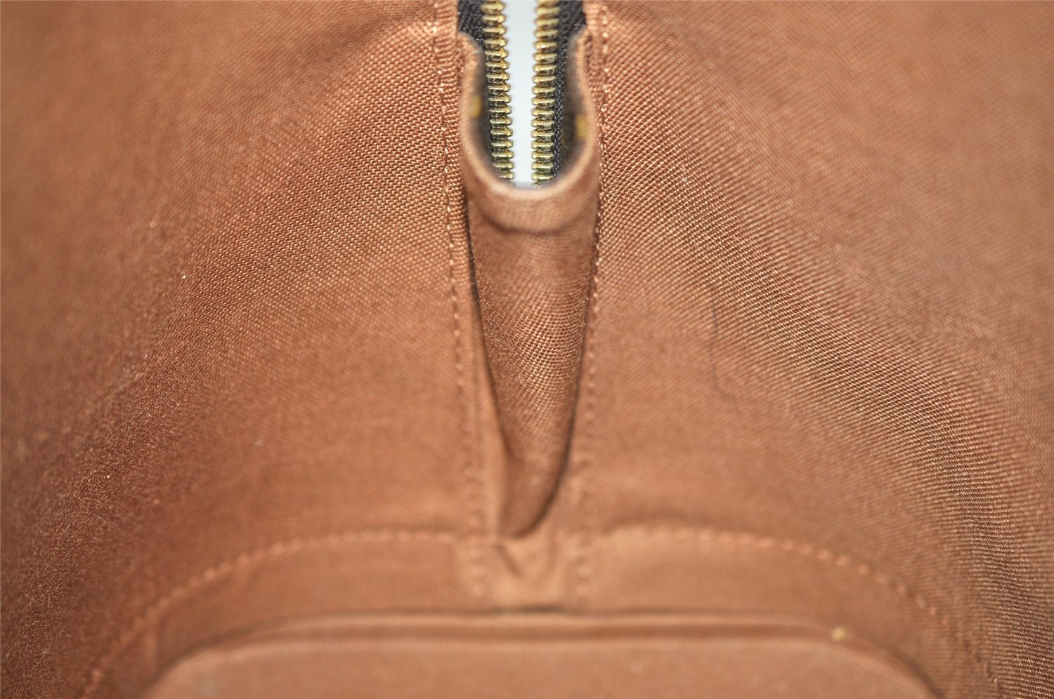 Authentic Louis Vuitton Monogram Alma Hand Bag Purse M51130 LV 1915K