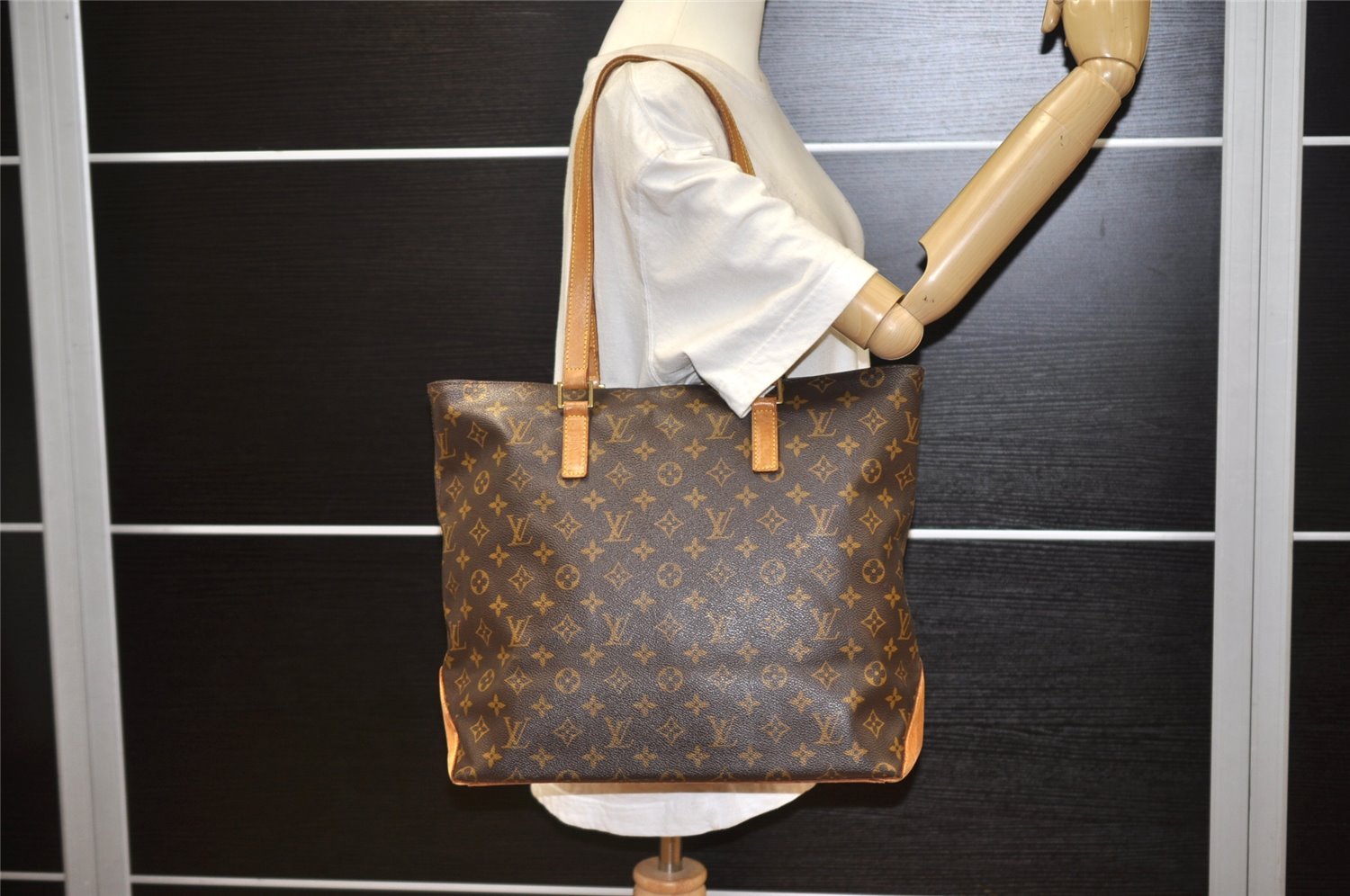 Authentic Louis Vuitton Monogram Cabas Mezzo Shoulder Tote Bag M51151 Junk 1916K