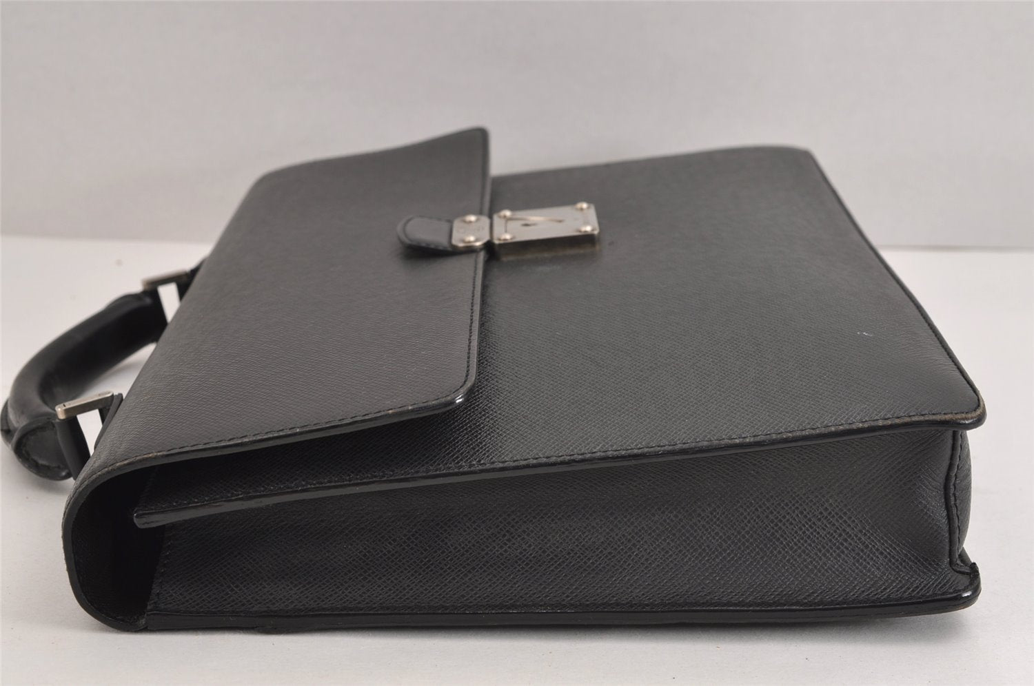 Auth Louis Vuitton Taiga Laguito Business Bag Briefcase Black M31092 LV 1917J