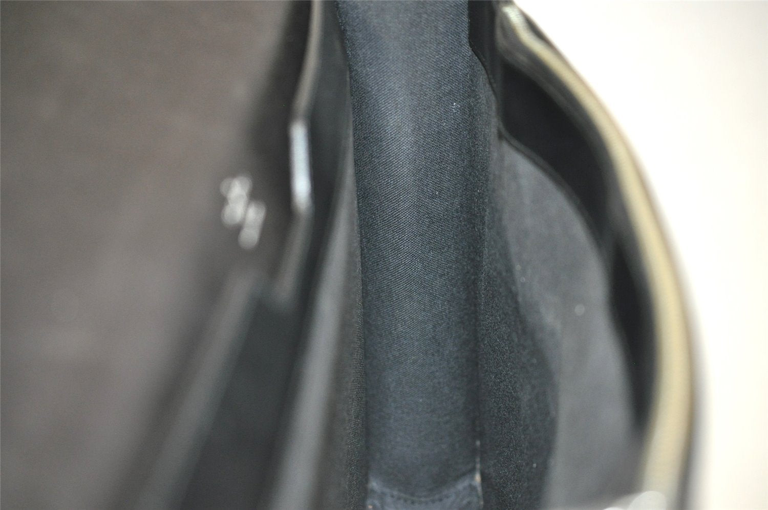 Auth Louis Vuitton Taiga Laguito Business Bag Briefcase Black M31092 LV 1917J