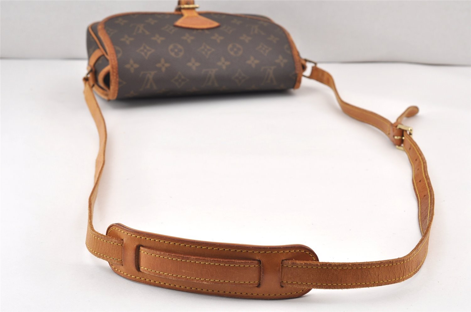 Authentic Louis Vuitton Monogram Sologne Shoulder Cross Bag M42250 Junk 1918K