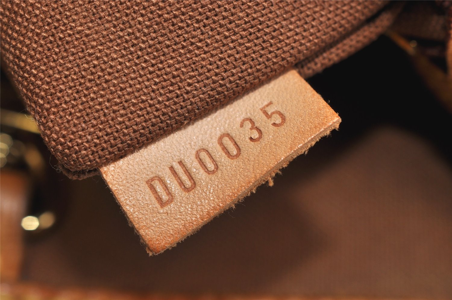 Authentic Louis Vuitton Monogram Batignolles Horizontal Tote Bag M51154 LV 1919K