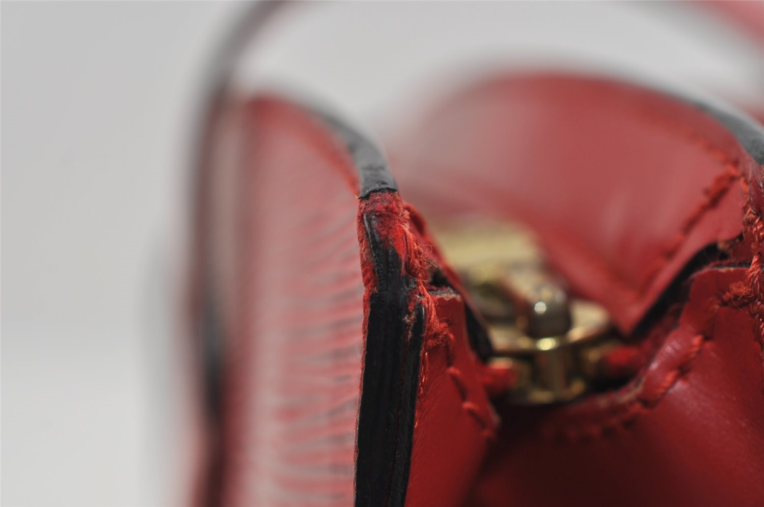 Authentic Louis Vuitton Epi Saint Jacques Hand Bag Red M52277 LV 1922I