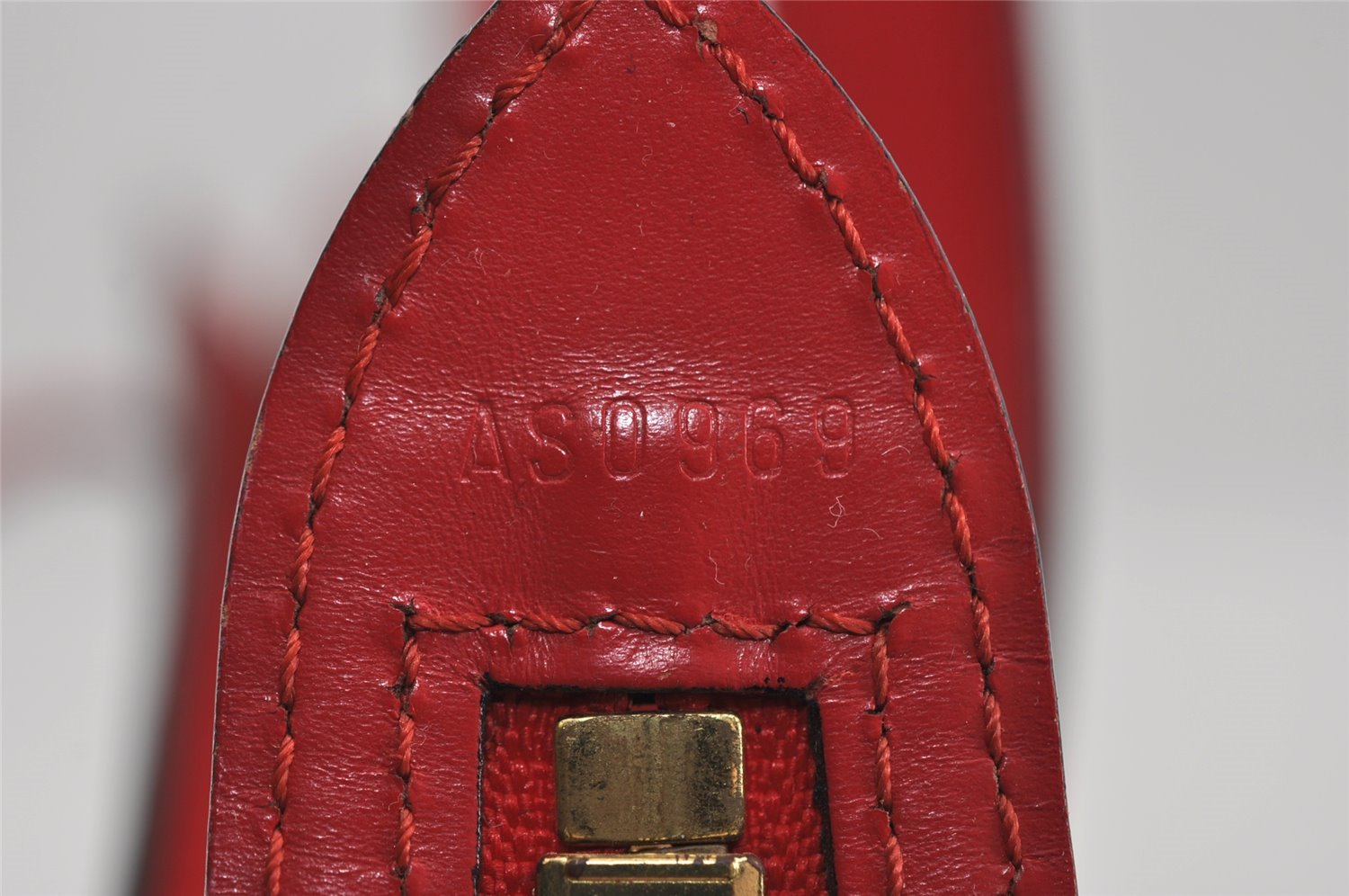 Authentic Louis Vuitton Epi Saint Jacques Hand Bag Red M52277 LV 1922I