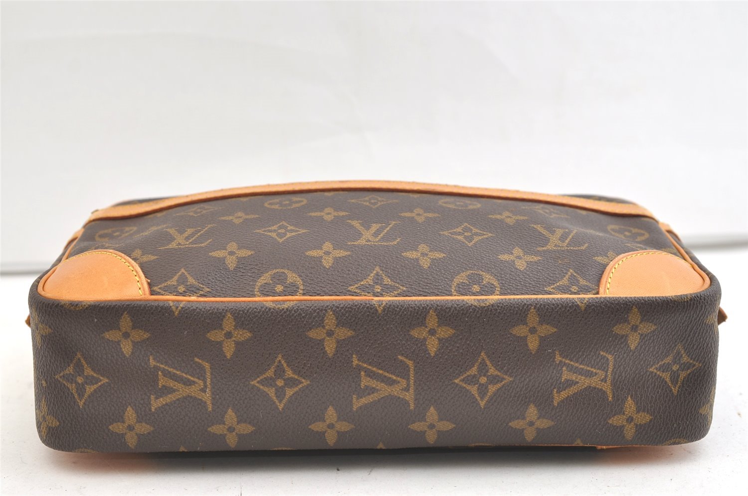 Authentic Louis Vuitton Monogram Compiegne 28 Clutch Hand Bag M51845 LV 1922K