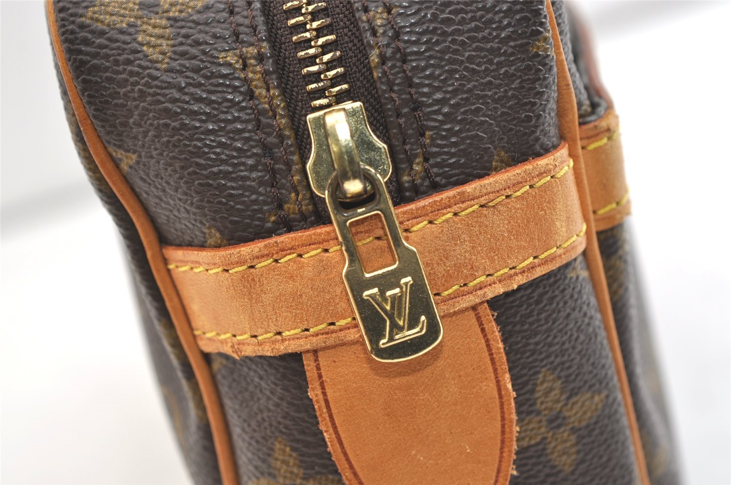 Authentic Louis Vuitton Monogram Compiegne 28 Clutch Hand Bag M51845 LV 1922K