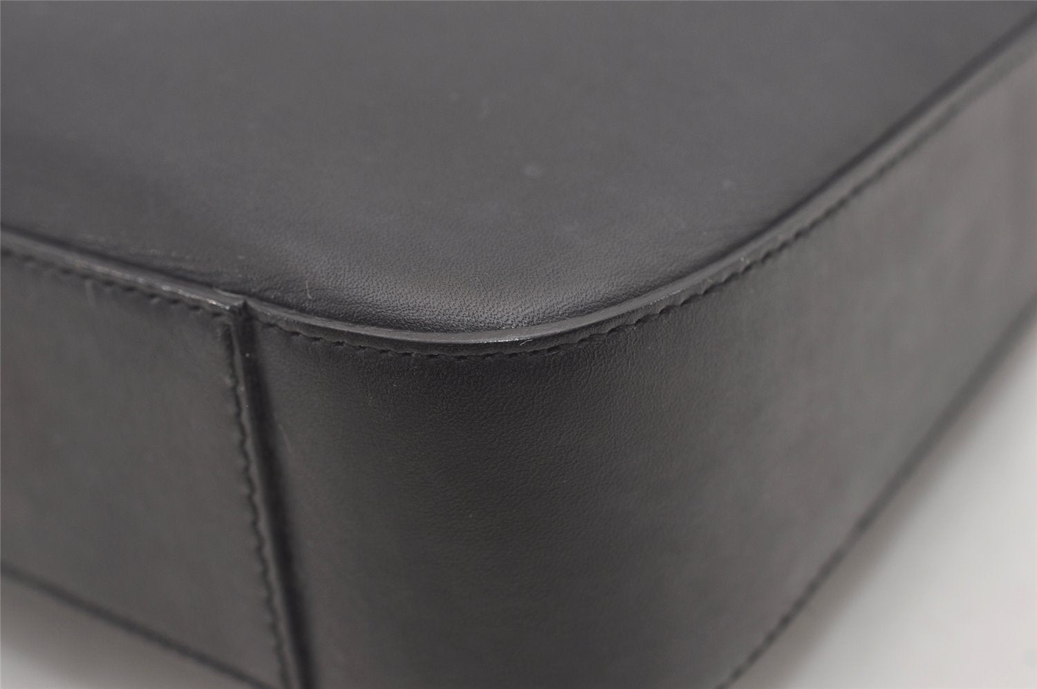 Authentic GUCCI Vintage Shoulder Hand Bag Purse Leather 0013812 Black 1925J