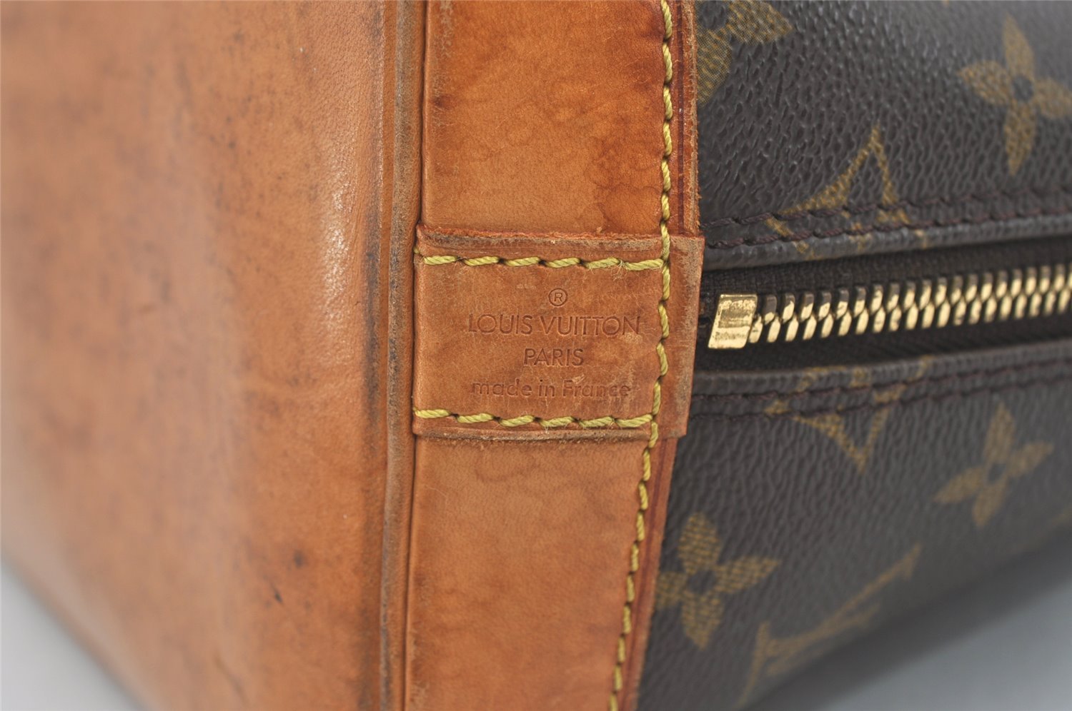 Authentic Louis Vuitton Monogram Alma Hand Bag Purse M51130 LV 1930J
