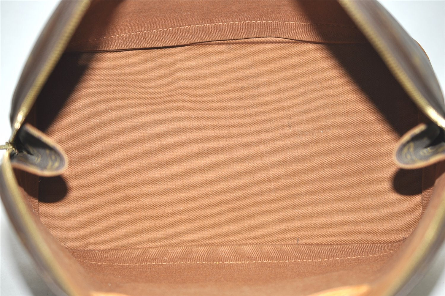 Authentic Louis Vuitton Monogram Alma Hand Bag Purse M51130 LV 1930J