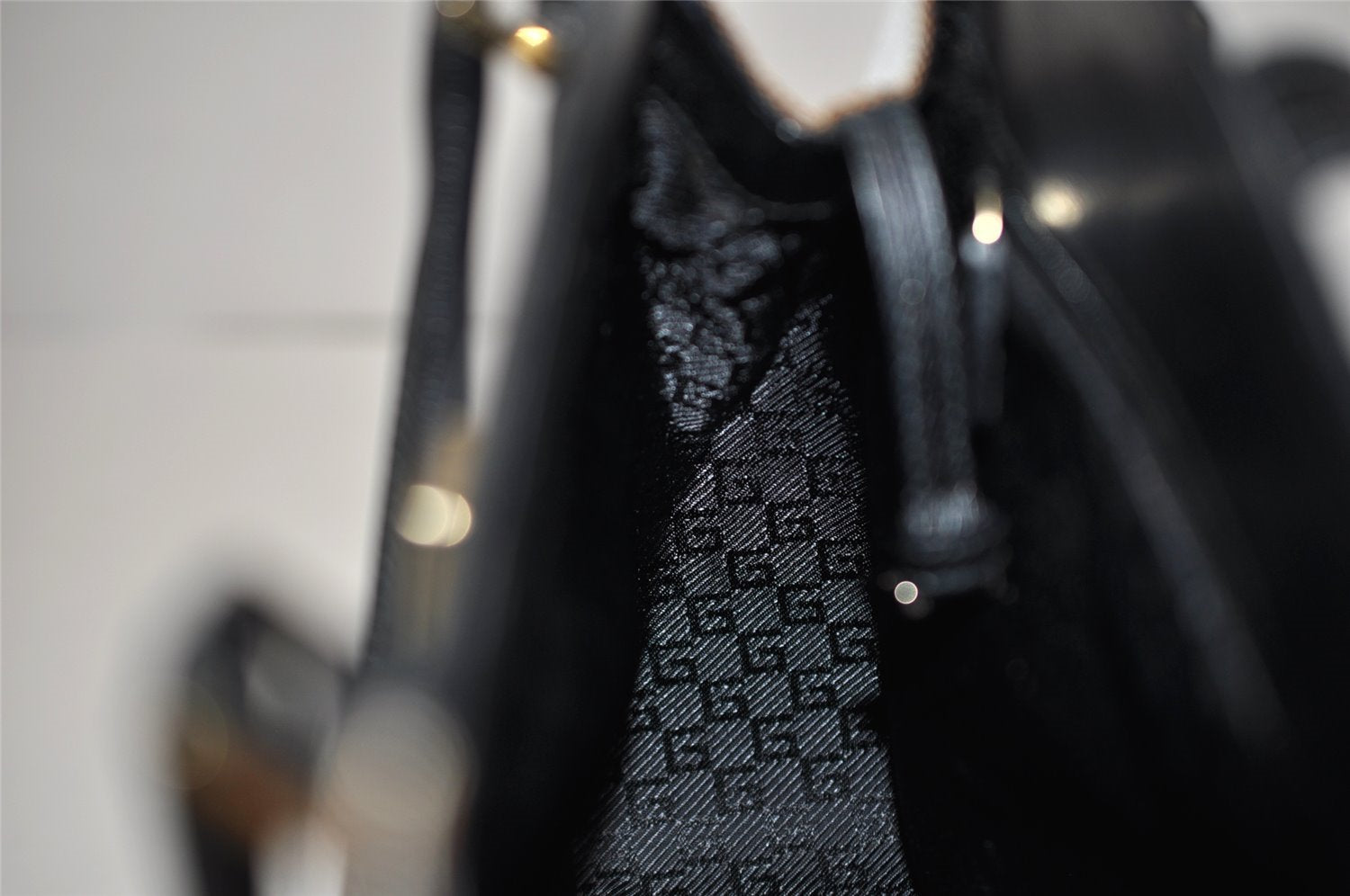 Authentic GUCCI Shoulder Hand Bag Purse Canvas Leather 0021103 Black 1930K