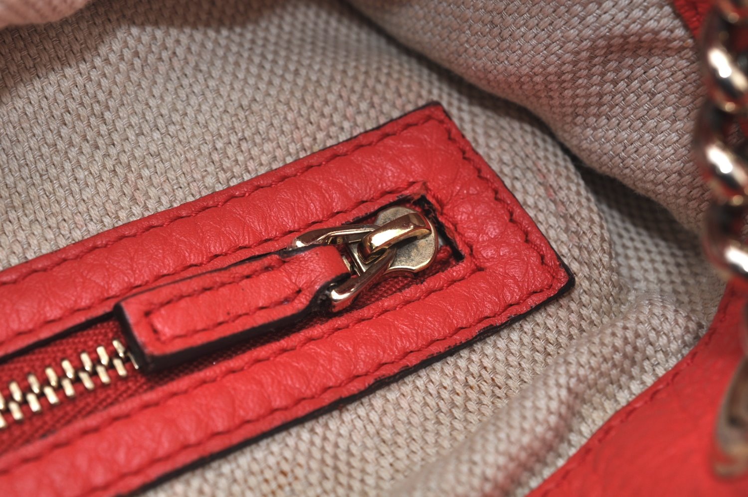 Authentic GUCCI SOHO Tassel Shoulder Tote Bag Chain Leather 308982 Pink 1931J