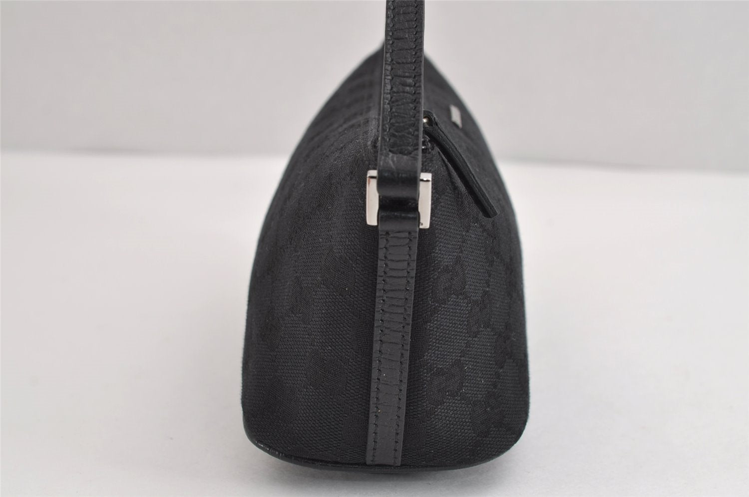 Authentic GUCCI Hand Bag Pouch Purse GG Canvas Leather 071982123 Black 1932J