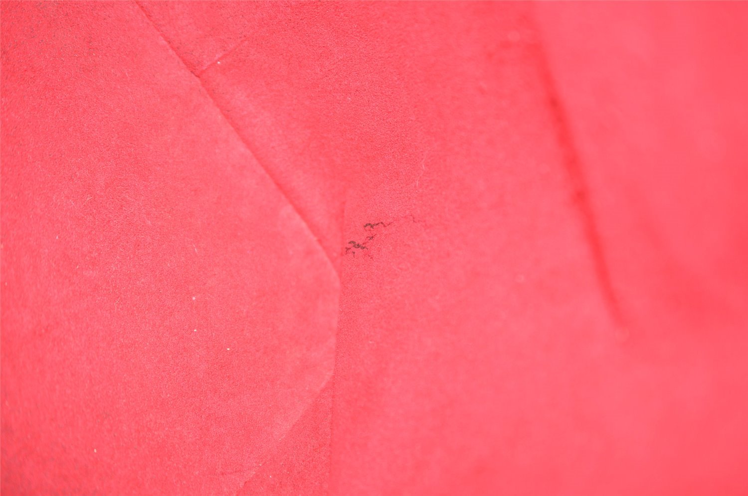 Authentic Louis Vuitton Epi Petit Noe Shoulder Drawstring Bag M44107 Red 1934J