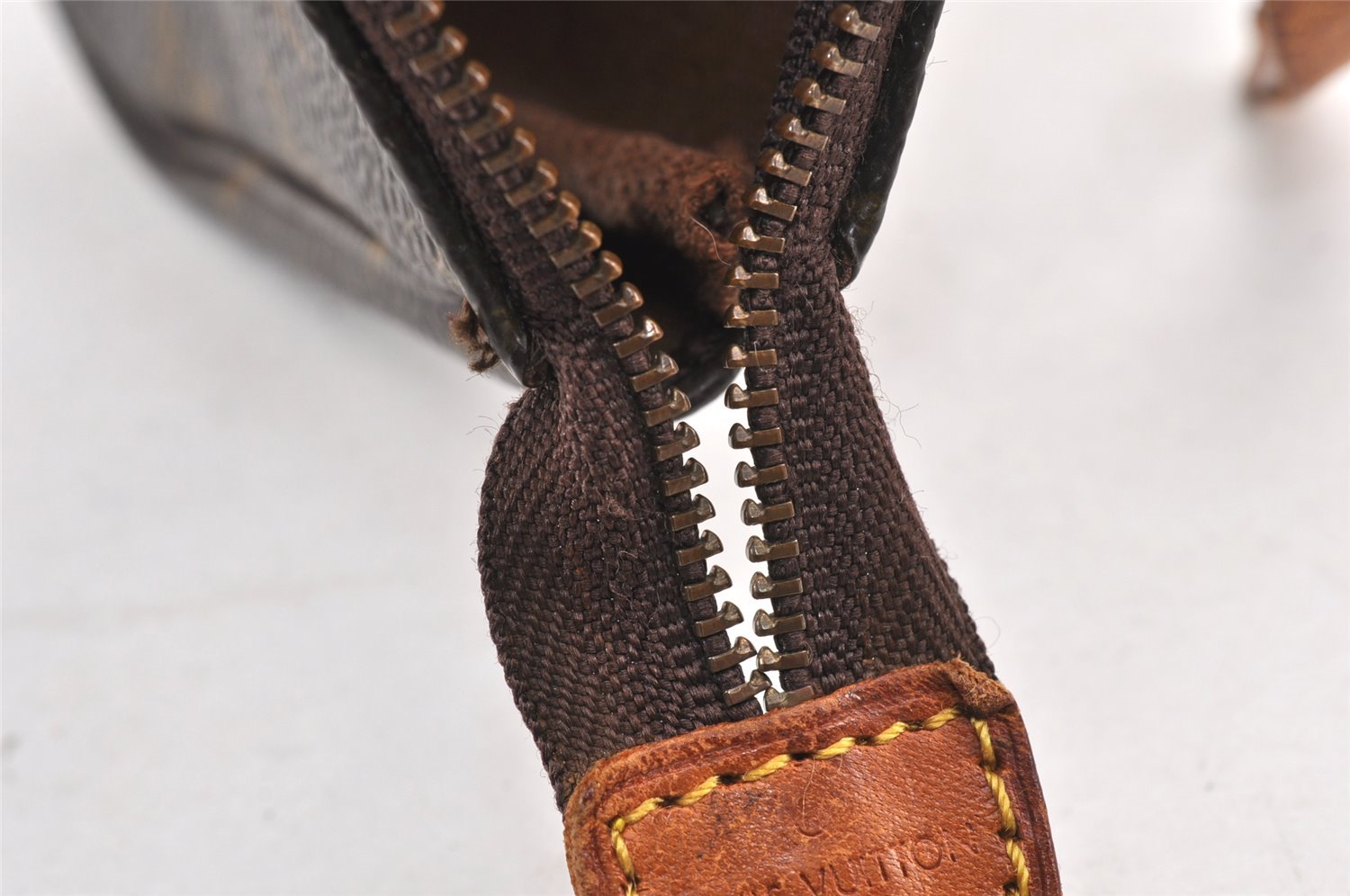 Authentic Louis Vuitton Monogram Pochette Accessoires Pouch M51980 LV Junk 1934K