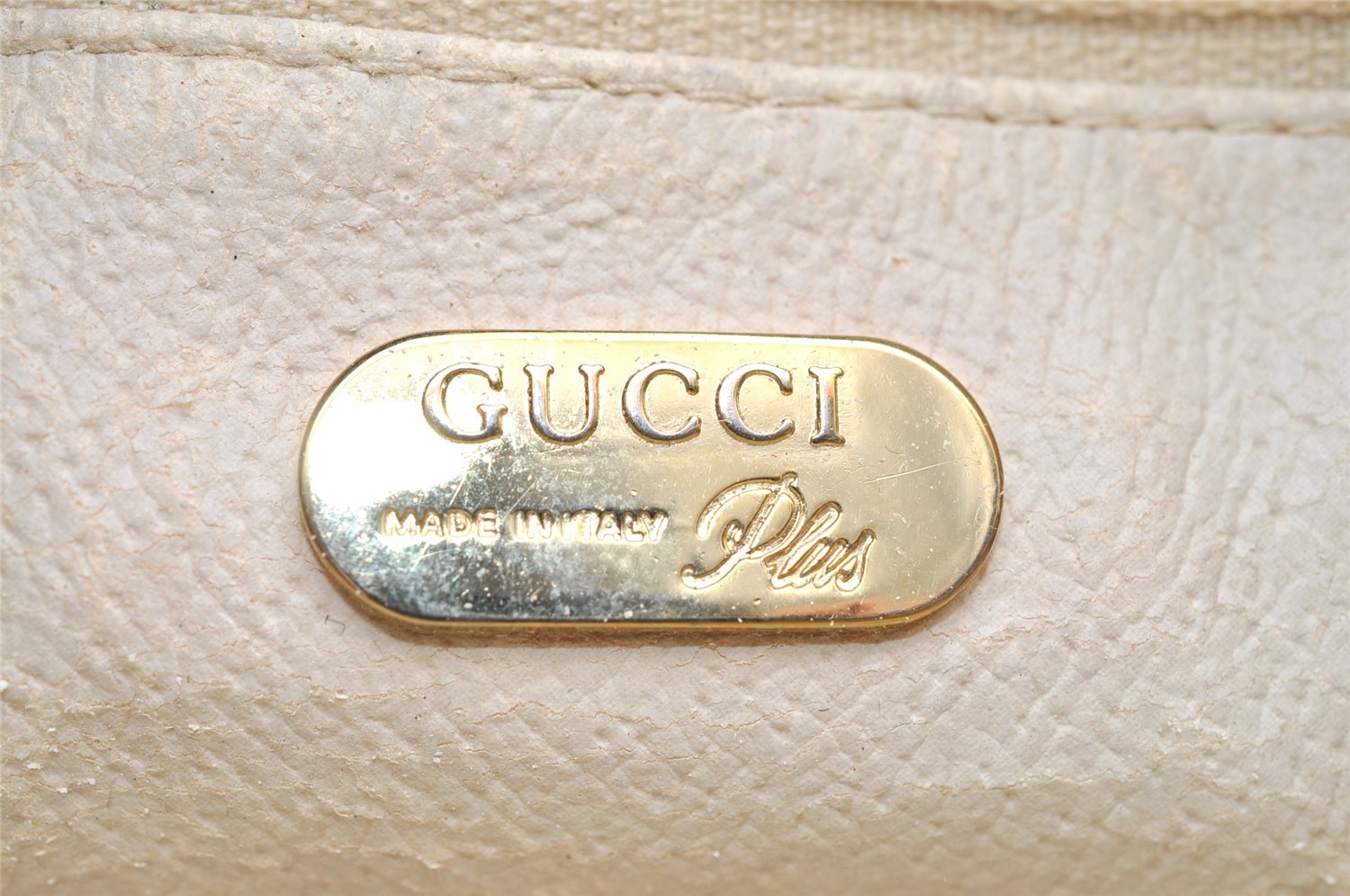 Authentic GUCCI GG Plus PVC Leather Shoulder Cross Body Bag Purse White 1936I