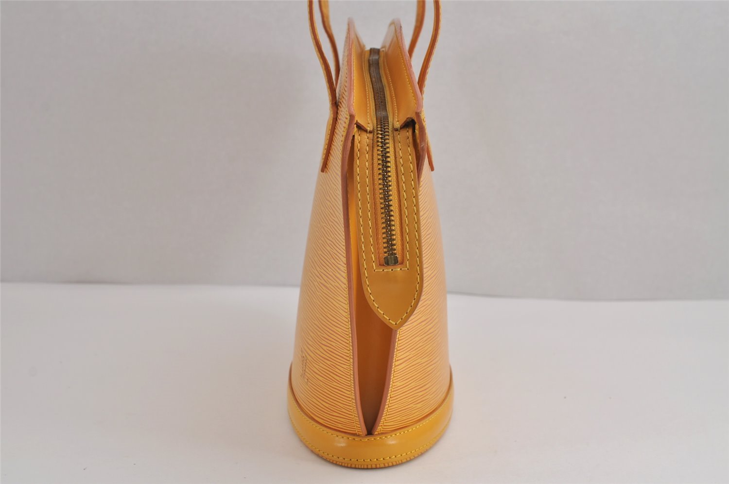 Authentic Louis Vuitton Epi Saint Jacques Hand Bag Yellow M52279 LV 1938J