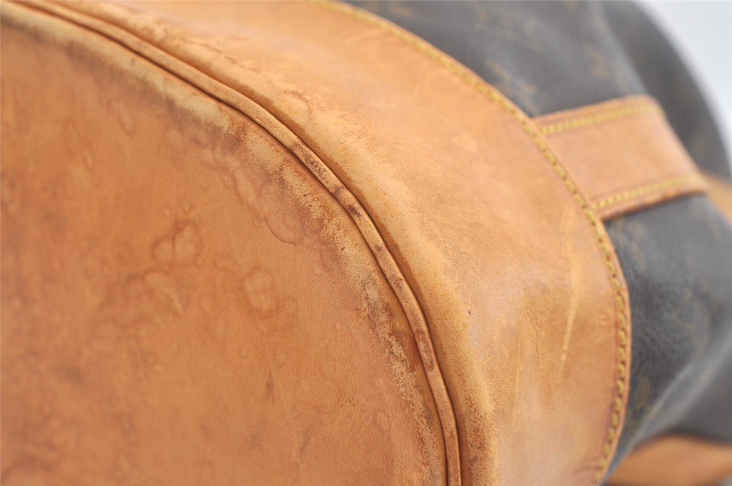 Authentic Louis Vuitton Monogram Randonnee PM Shoulder Bag M42243 LV 1940K