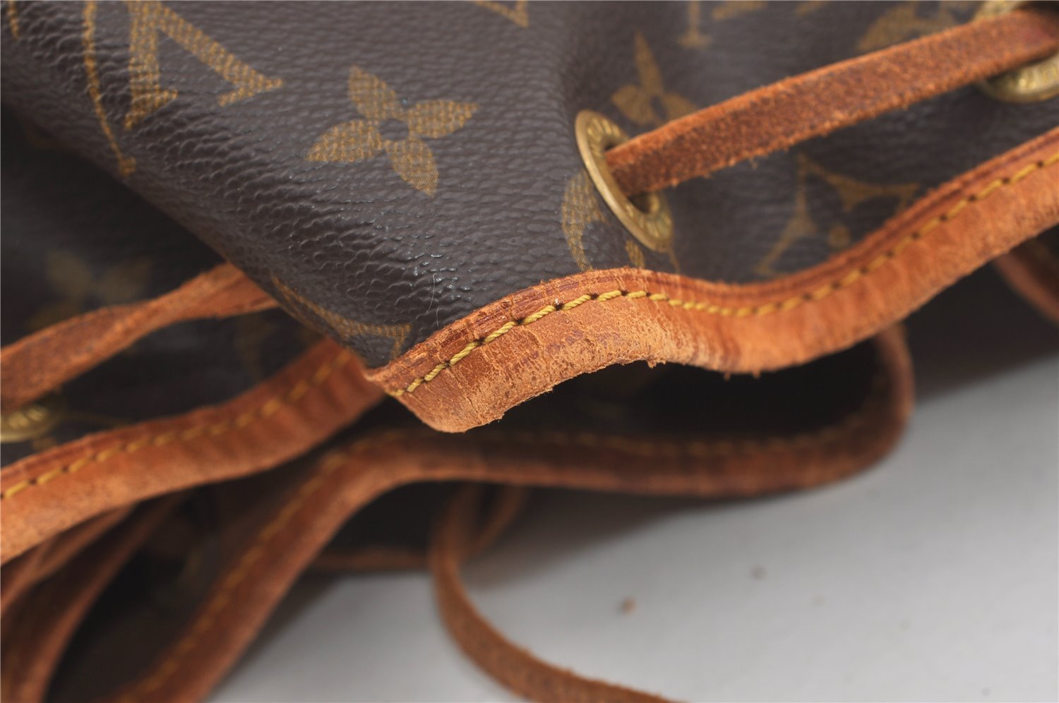 Authentic Louis Vuitton Monogram Noe Shoulder Drawstring Bag M42224 LV 1942J