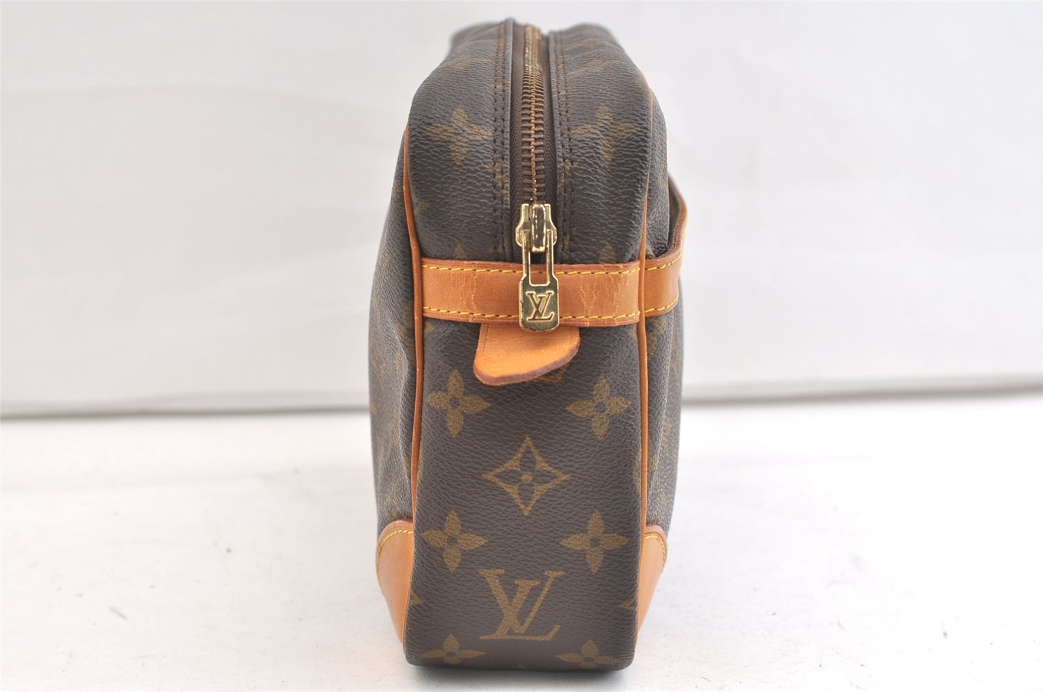 Authentic Louis Vuitton Monogram Compiegne 28 Clutch Hand Bag M51845 LV 1942K