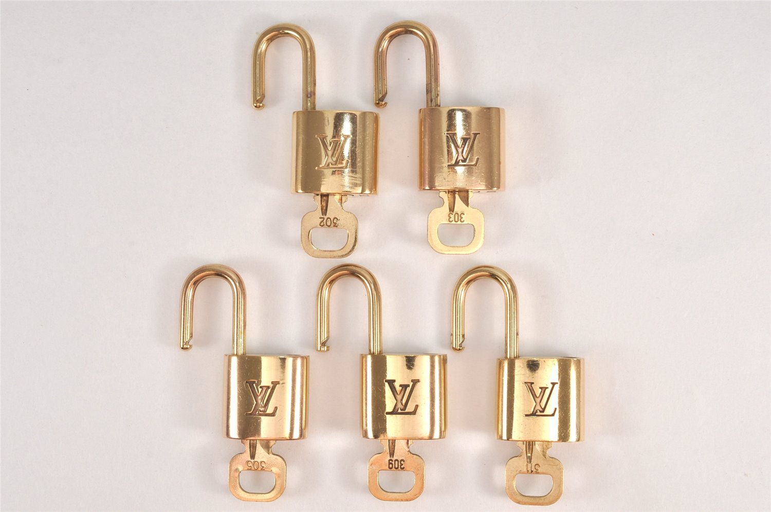 Authentic Louis Vuitton Padlock & Keys 10Set LV 1947L